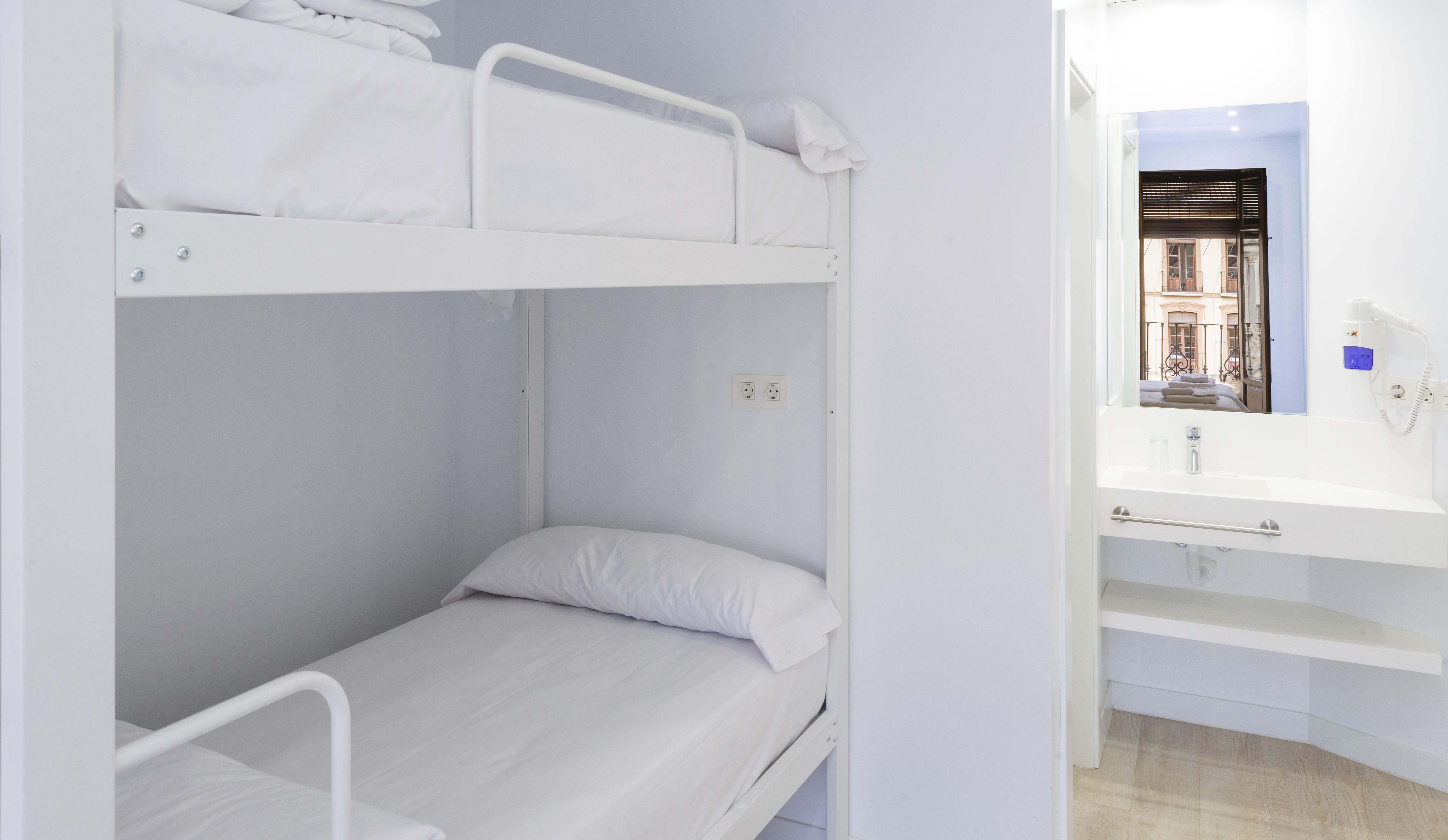 Amc Granada Hostal — Foto 2